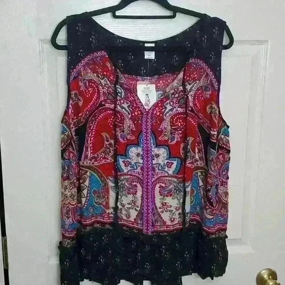 Bila Tops - NWT Bila Sleeveless Blouse Size XL k